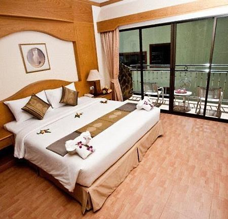 U Tai Tip Guest House Phuket Quarto foto
