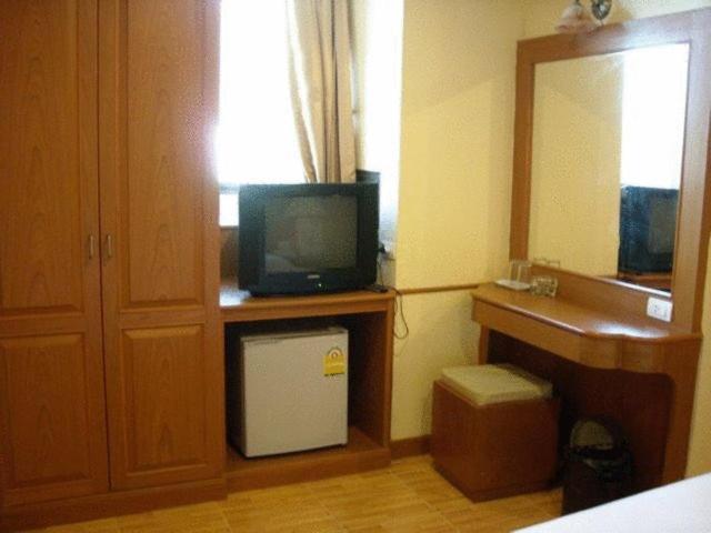 U Tai Tip Guest House Phuket Exterior foto