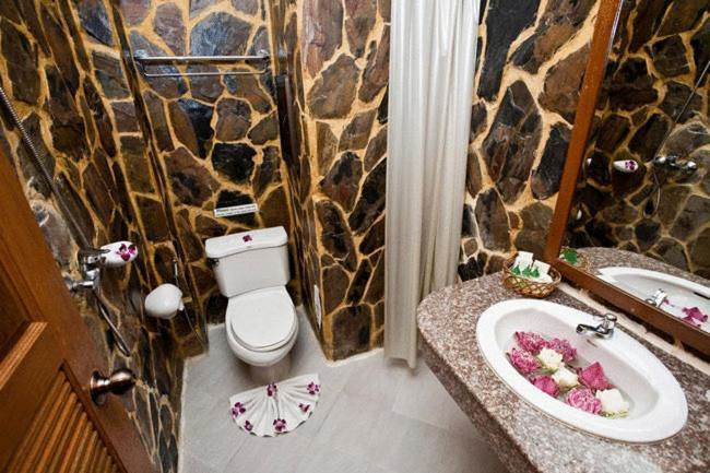 U Tai Tip Guest House Phuket Exterior foto